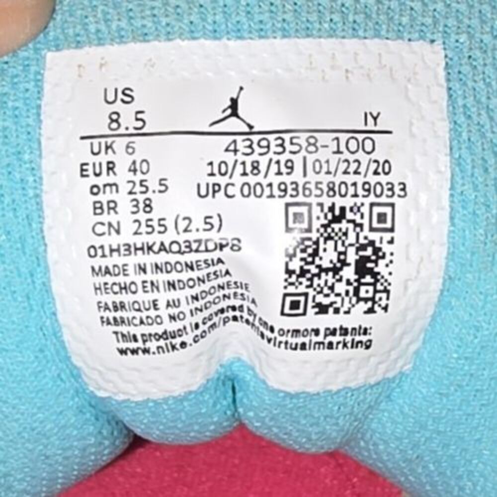 Nike Air Jordan 13 Retro Aurora Green GS Size 8.5 White Green Pink 439358-100 - Picture 8 of 9